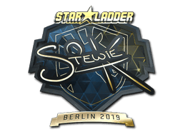Naklejka | Stewie2K (złota) | Berlin 2019